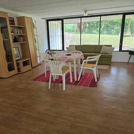 Rozsako Apartman Apartment